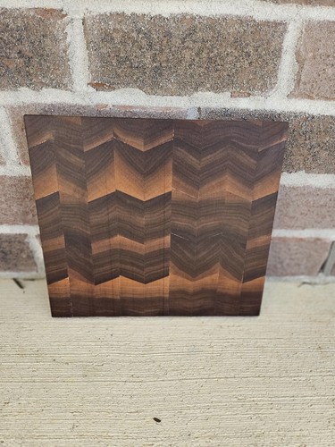 Geometric end grain walnut - end,