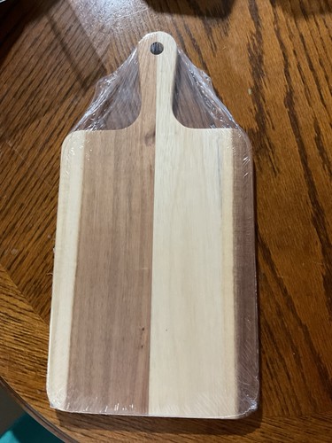 Small acacia cutting board - cutting,